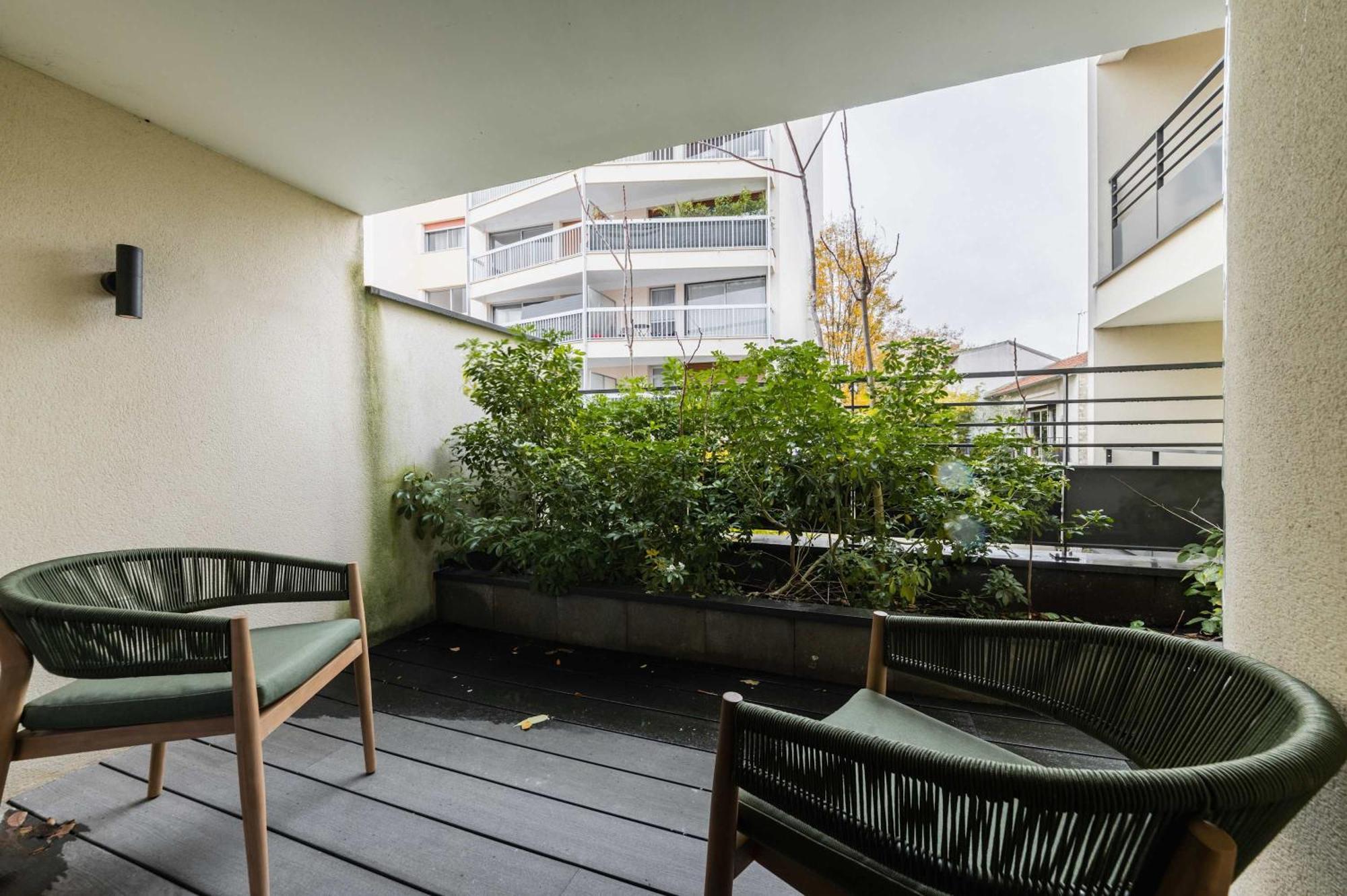 Appartement Lumineux Avec Terrasse Courbevoie - 4P - Flat-Guest Dış mekan fotoğraf
