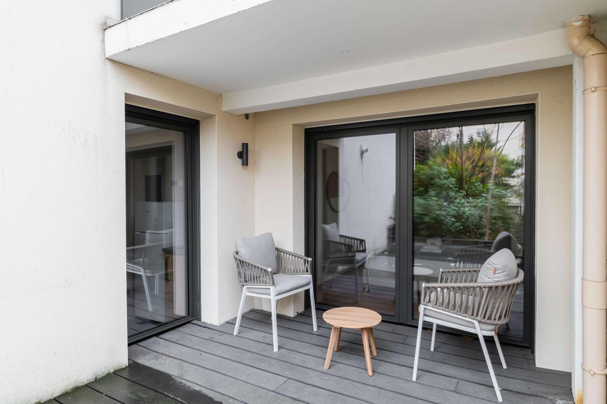 Appartement Lumineux Avec Terrasse Courbevoie - 4P - Flat-Guest Dış mekan fotoğraf